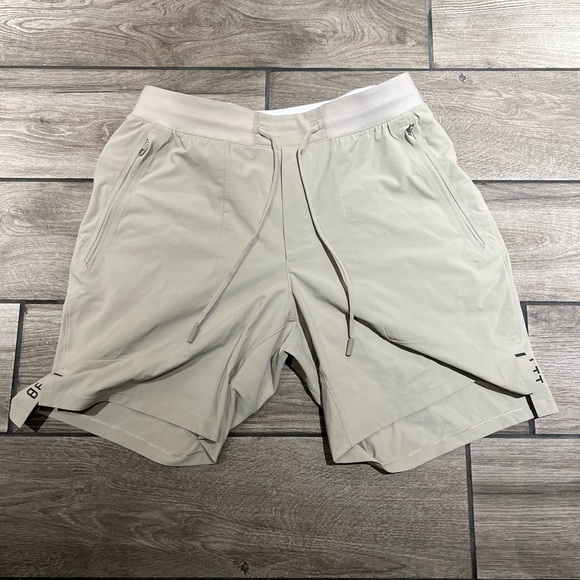 lululemon athletica Other - LULULEMON license to train 7” shorts linerless AMAZING pre owned condition